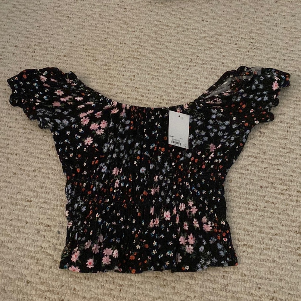 ruffled sleeve cinch waist top